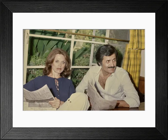 Framed Print : At Home With The Anistons