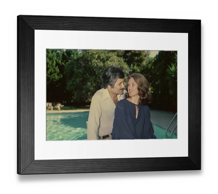 Framed Print : At Home With The Anistons