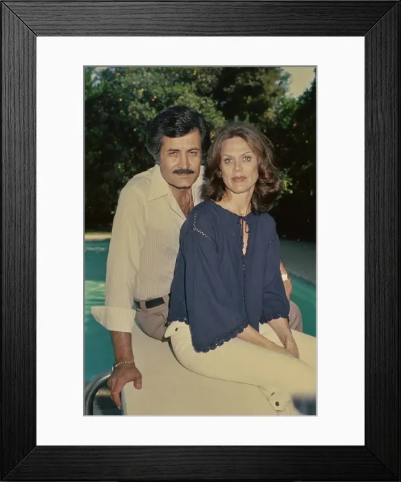 Framed Print : At Home With The Anistons