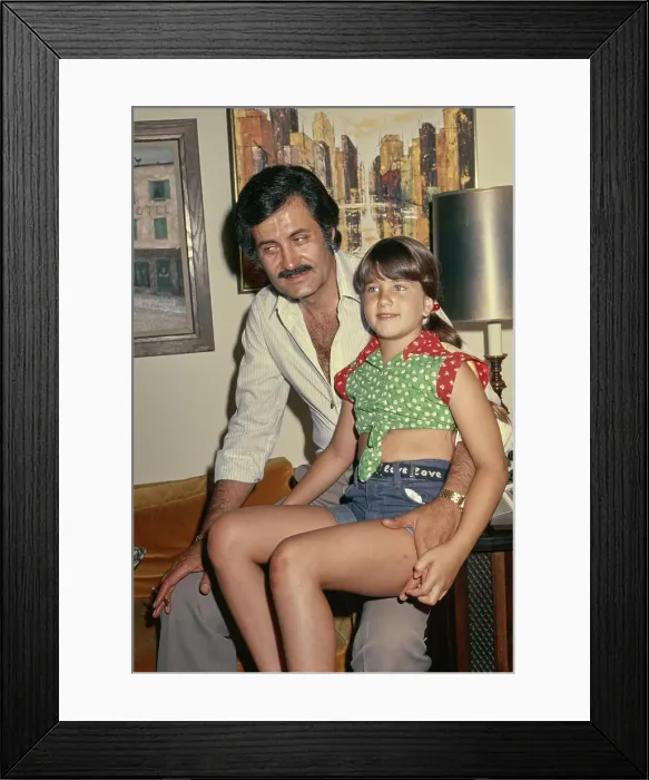 Framed Print : At Home With The Anistons