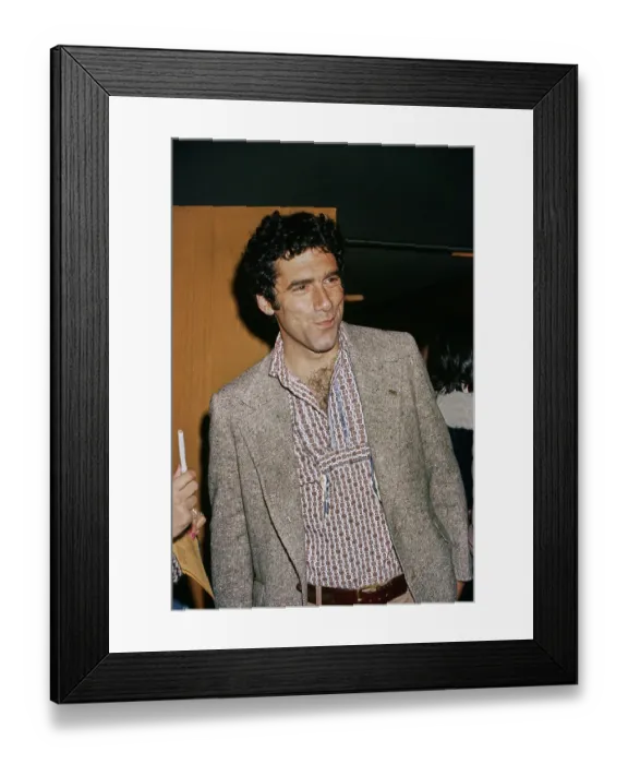 Framed Print : Elliott Gould Framed Print : Elliott Gould