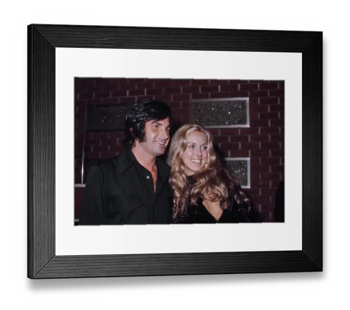 Framed Print : George Hamilton & Alana Hamilton Framed Print : George Hamilton & Alana Hamilton