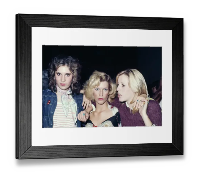 Framed Print : Nightclubbbing Framed Print : Nightclubbbing