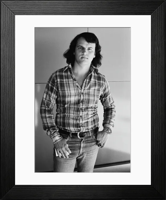 Framed Print : Ian Thomas Framed Print : Ian Thomas