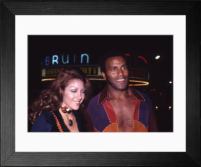 Framed Print : Fred Williamson At Movie Premiere Framed Print : Fred Williamson At Movie Premiere