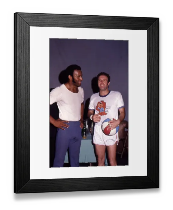 Framed Print : Fred Williamson And James Caan At An Event Framed Print : Fred Williamson And James Caan At An Event