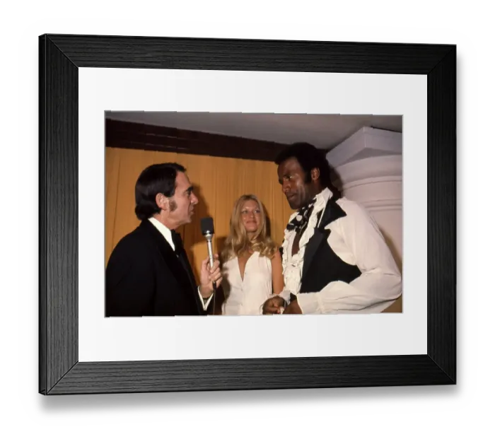 Framed Print : Fred Williamson At An Event Framed Print : Fred Williamson At An Event