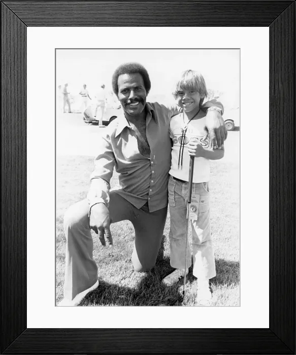 Framed Print : Fred Williamson On Set Framed Print : Fred Williamson On Set