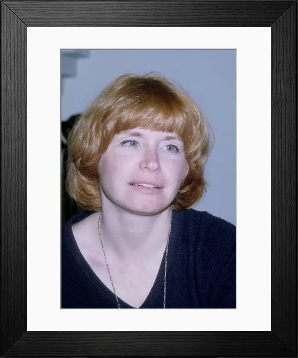 Framed Print : Bonnie Franklin Attends An Event
