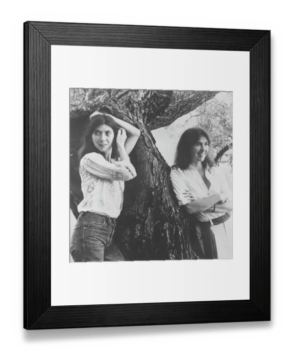 Framed Print : Kate & Anna McGarrigle Framed Print : Kate & Anna McGarrigle