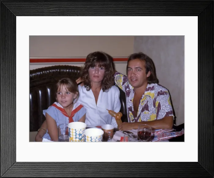 Framed Print : Bernie Taupin at a Restaurant with Wife and Muse Framed Print : Bernie Taupin at a Restaurant with Wife and Muse