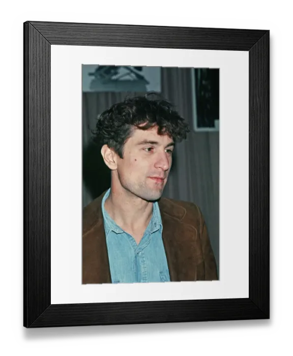 Framed Print : Robert De Niro on the Town Framed Print : Robert De Niro on the Town