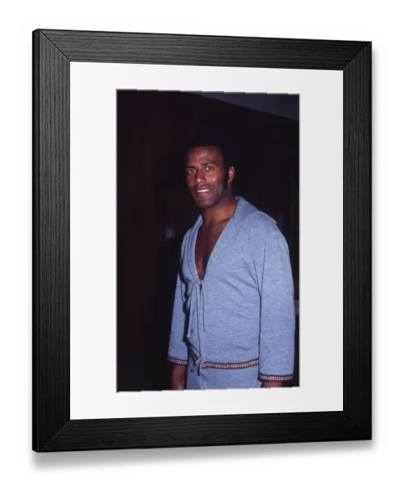 Framed Print : Fred Williamson Photo Session Framed Print : Fred Williamson Photo Session