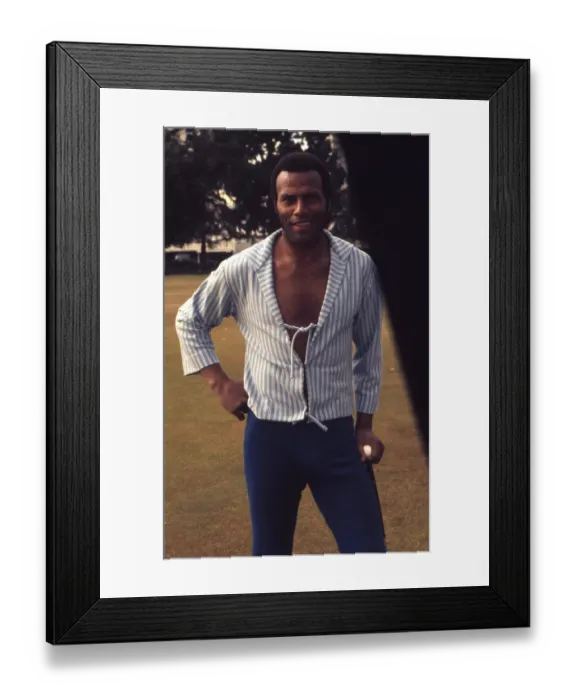Framed Print : Fred Williamson Photo Session Framed Print : Fred Williamson Photo Session