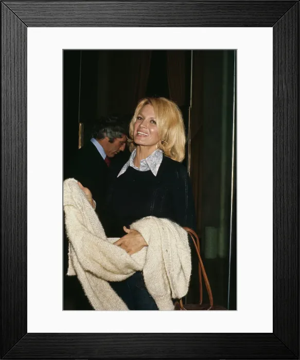 Framed Print : Angie Dickinson Framed Print : Angie Dickinson