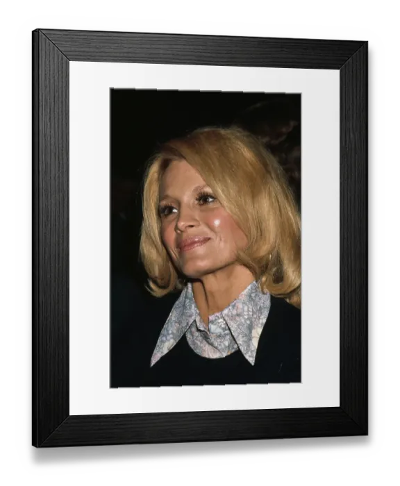 Framed Print : Angie Dickinson Framed Print : Angie Dickinson