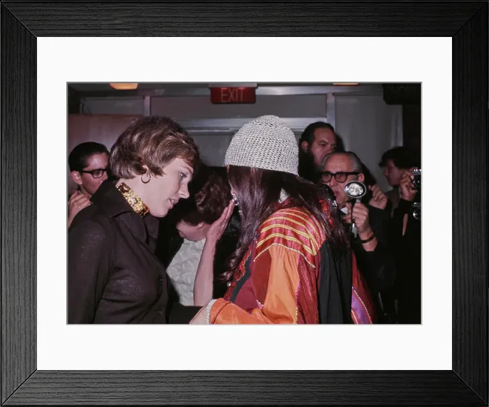 Framed Print : Julie Andrews Framed Print : Julie Andrews
