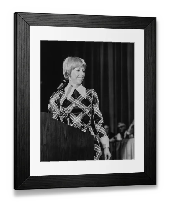 Framed Print : Carol Burnett Framed Print : Carol Burnett