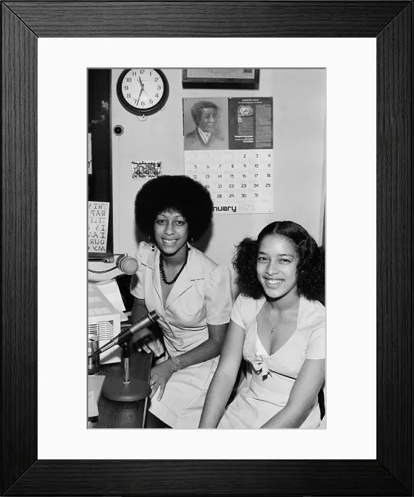 Framed Print : Soul Train Dancers Framed Print : Soul Train Dancers