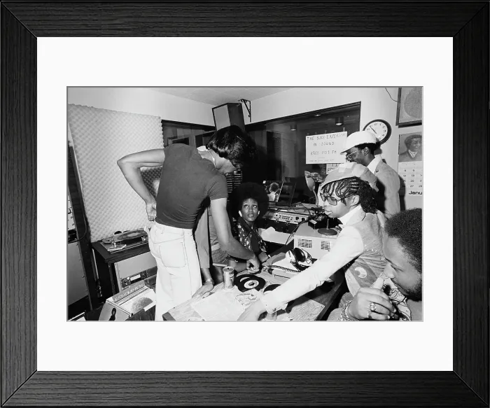 Framed Print : Soul Train Dancers Framed Print : Soul Train Dancers