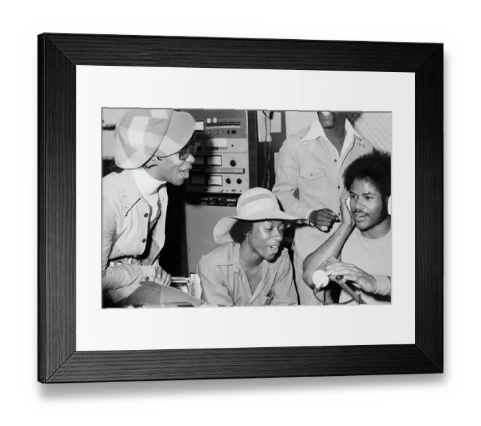 Framed Print : Soul Train Dancers Framed Print : Soul Train Dancers