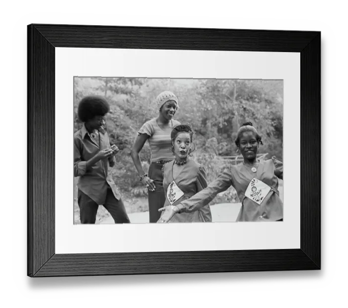 Framed Print : Soul Train Dancers Framed Print : Soul Train Dancers