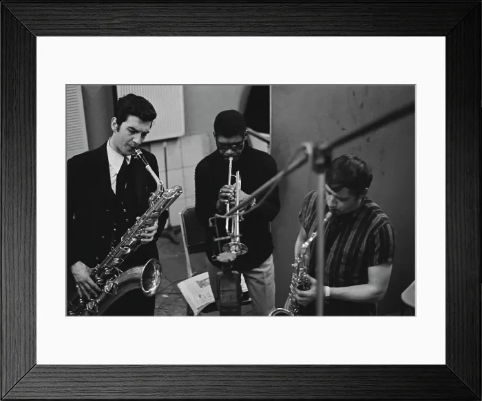Framed Print : Georgie Fame In New York Framed Print : Georgie Fame In New York
