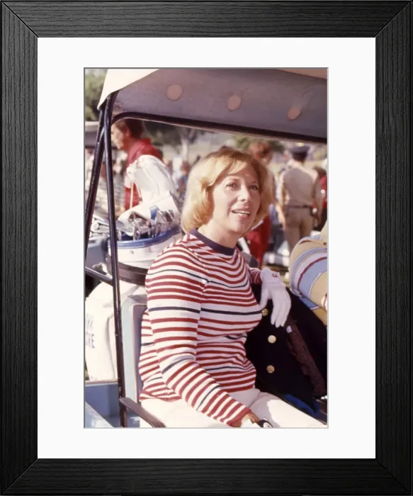 Framed Print : Dinah Shore on the Golf Course Framed Print : Dinah Shore on the Golf Course