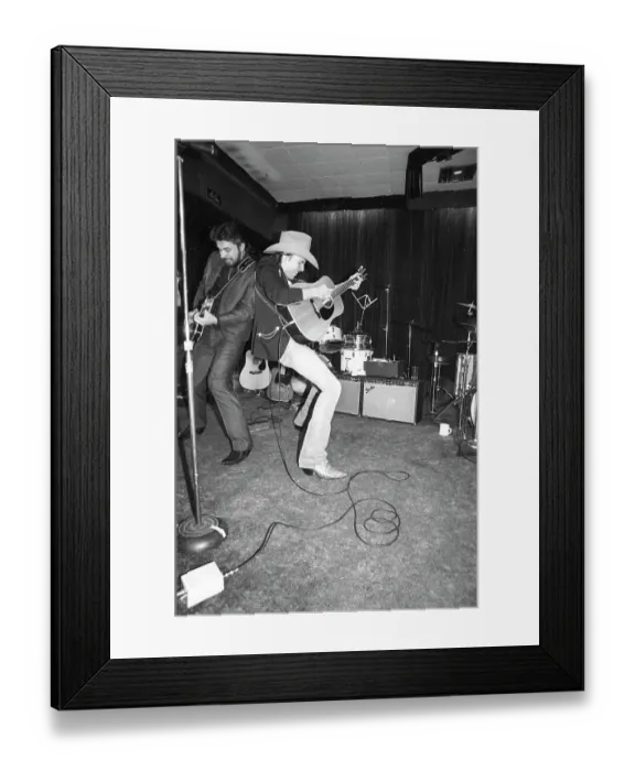 Framed Print : Photo of Dwight Yoakam Framed Print : Photo of Dwight Yoakam