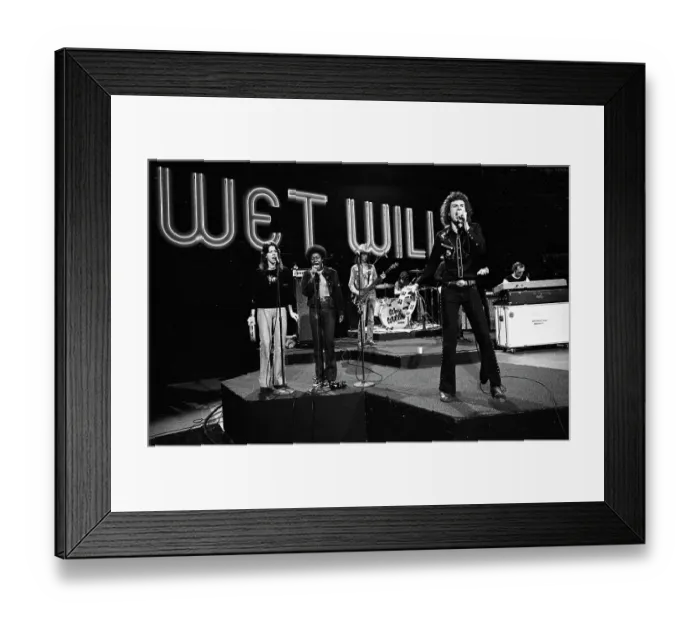 Framed Print : Photo of Wet Willie Framed Print : Photo of Wet Willie