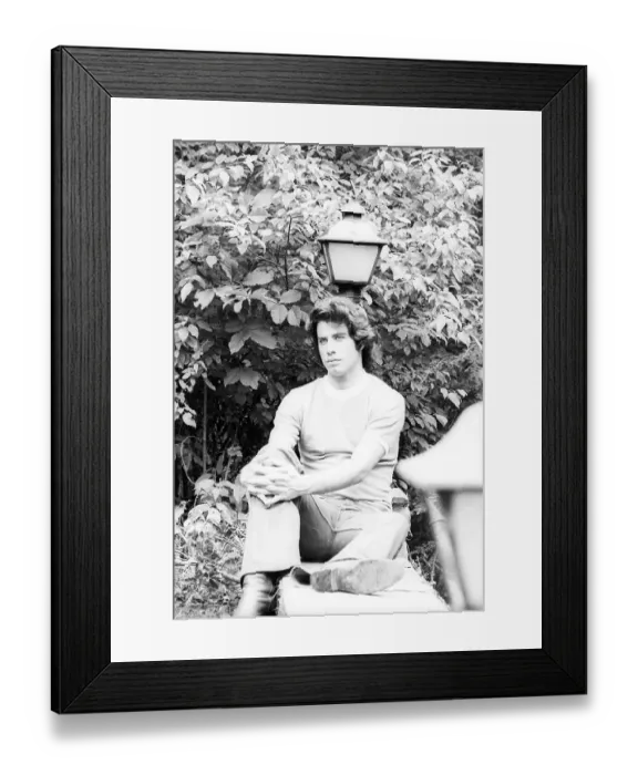 Framed Print : Photo of John Travolta Framed Print : Photo of John Travolta