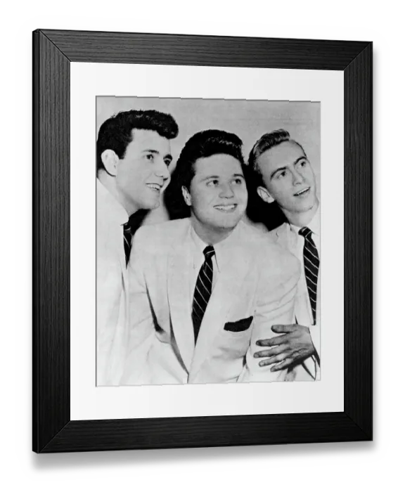 Framed Print : Photo of Three Friends Framed Print : Photo of Three Friends