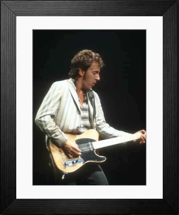 Framed Print : Photo of Bruce Springsteen Framed Print : Photo of Bruce Springsteen