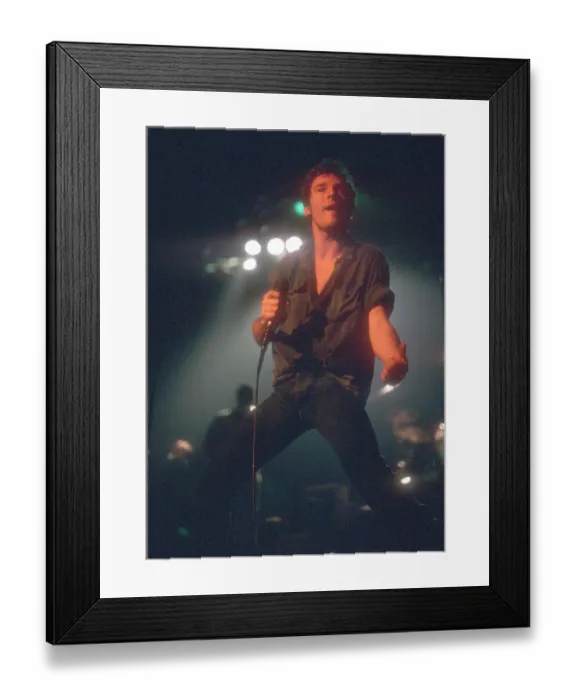 Framed Print : Photo of Bruce Springsteen Framed Print : Photo of Bruce Springsteen