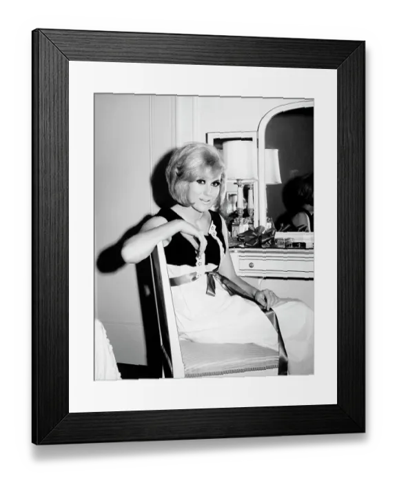 Framed Print : Photo of Dusty Springfield