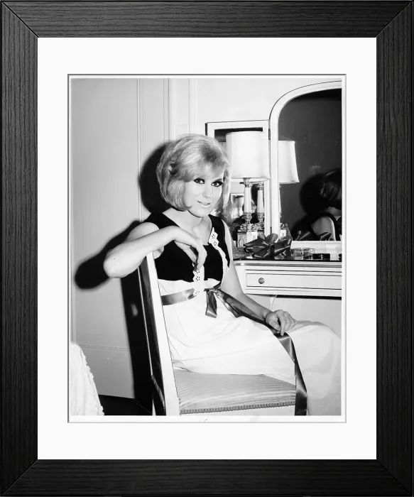 Framed Print : Photo of Dusty Springfield