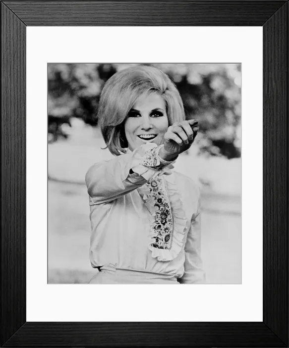 Framed Print : Photo of Dusty Springfield