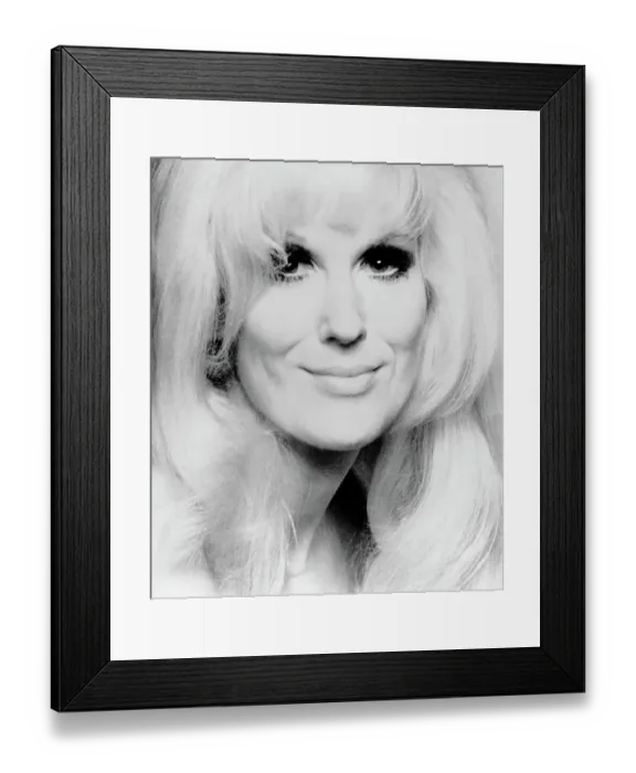 Framed Print : Photo of Dusty Springfield