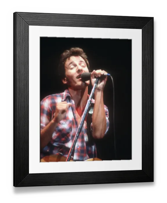 Framed Print : Photo of Bruce Springsteen Framed Print : Photo of Bruce Springsteen
