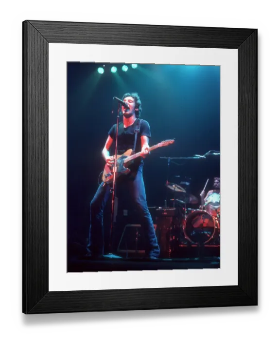 Framed Print : Photo of Bruce Springsteen Framed Print : Photo of Bruce Springsteen