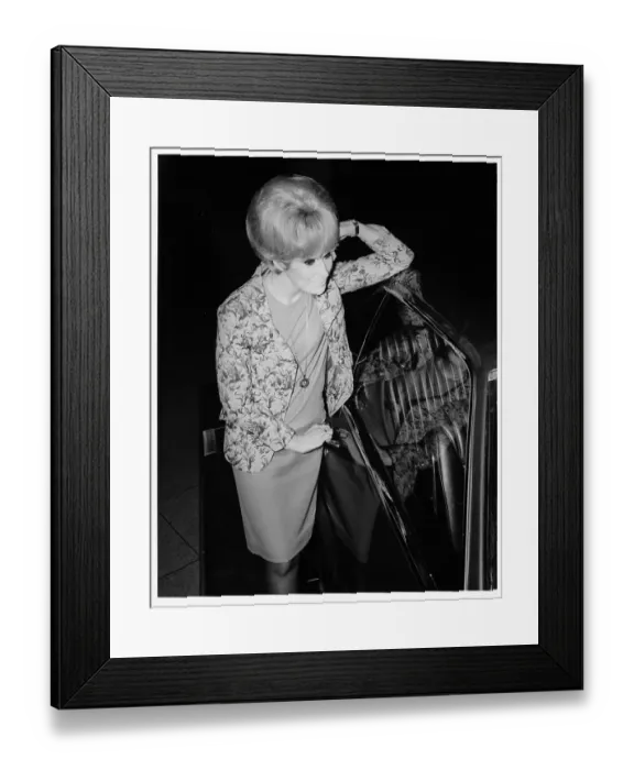 Framed Print : Photo of Dusty Springfield