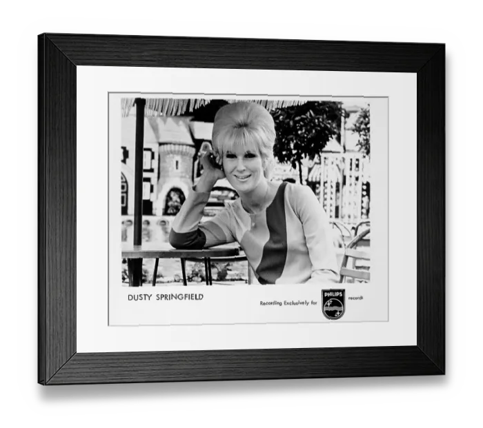 Framed Print : Photo of Dusty Springfield Framed Print : Photo of Dusty Springfield
