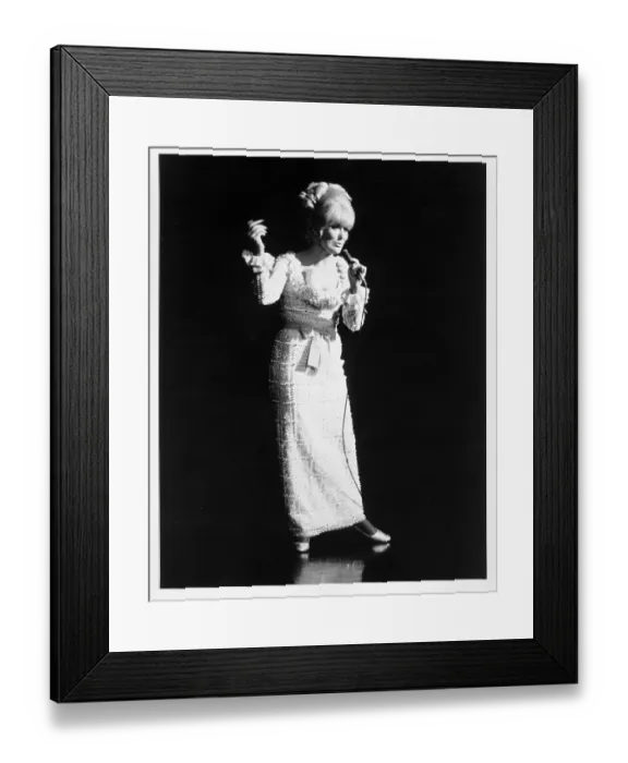 Framed Print : Photo of Dusty Springfield