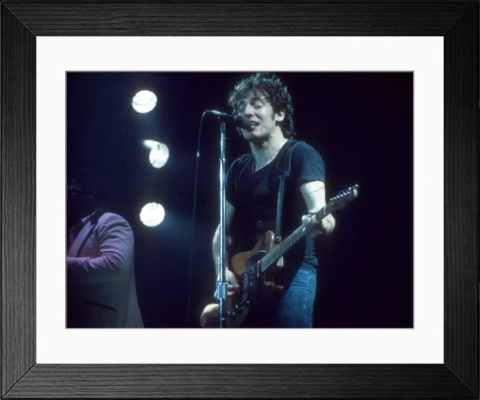 Framed Print : Photo of Bruce Springsteen Framed Print : Photo of Bruce Springsteen