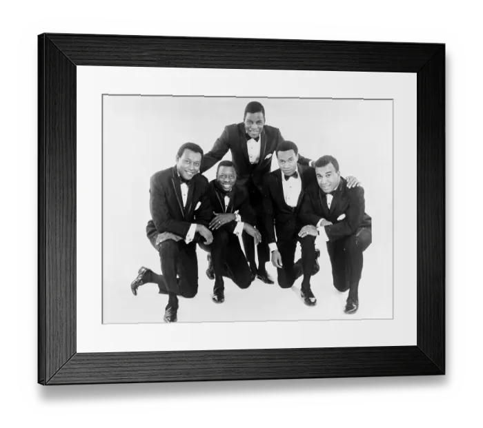 Framed Print : Photo of Spinners Framed Print : Photo of Spinners