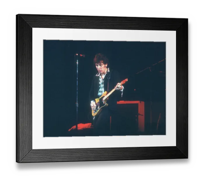 Framed Print : Photo of Bruce Springsteen Framed Print : Photo of Bruce Springsteen