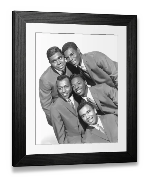 Framed Print : Photo of Spinners Framed Print : Photo of Spinners