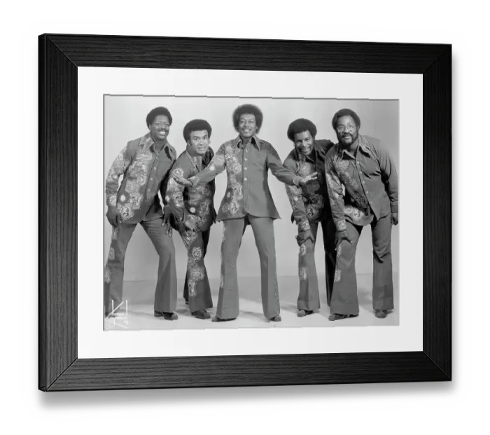Framed Print : Photo of Spinners Framed Print : Photo of Spinners