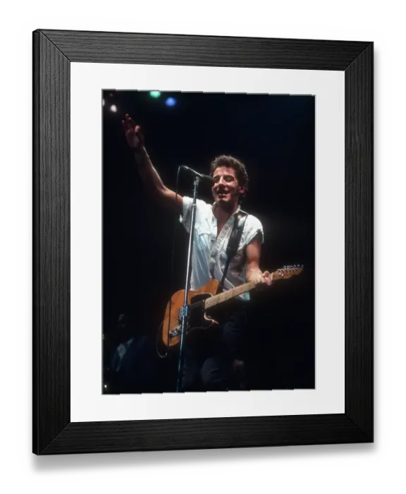 Framed Print : Photo of Bruce Springsteen Framed Print : Photo of Bruce Springsteen