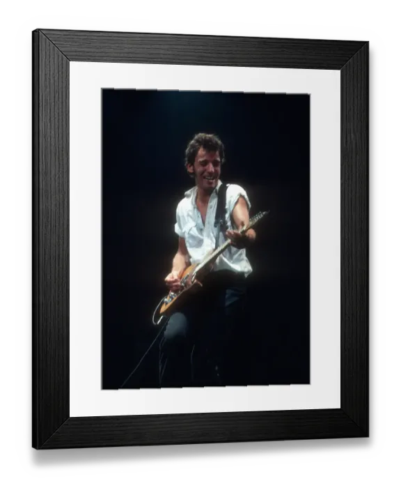 Framed Print : Photo of Bruce Springsteen Framed Print : Photo of Bruce Springsteen